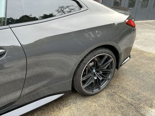 BMW　M4
板金塗装