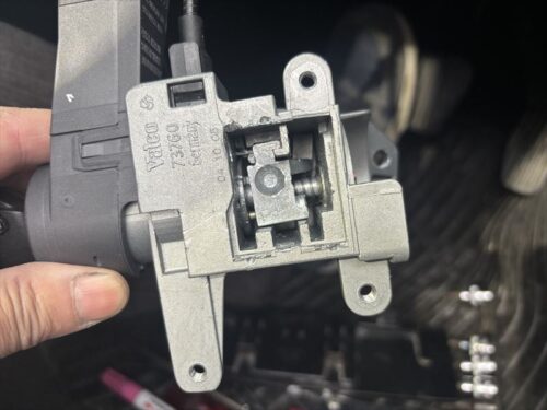 ボルボ イグニッションキー 故障