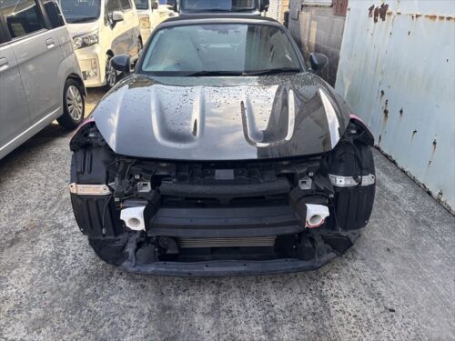 アバルト１２４スパイダー　ヘッドライトとテールランプをフェニックススクラッチガードでスモーク塗装